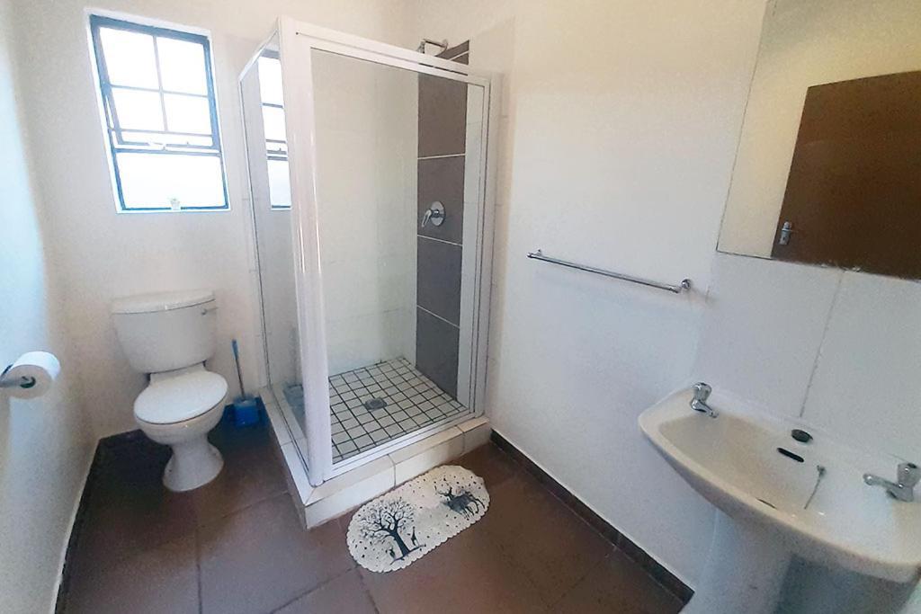 Queens Palace Pretoria-Noord Habitación foto