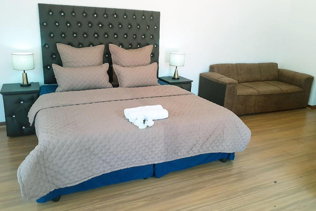 Queens Palace Pretoria-Noord Habitación foto